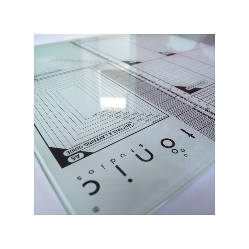 Tonic Studios - A3 Glass Cutting Mat - 352E